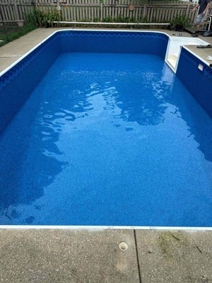 CLASS 堀切 pool by class niceness comoli 5033-a-sq.webp